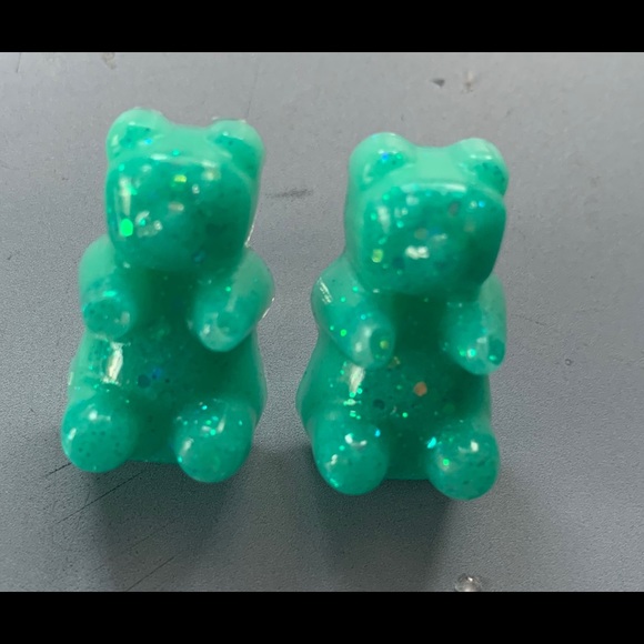 Hand crafted Gummy bear resin earrings. - Picture 4 of 9